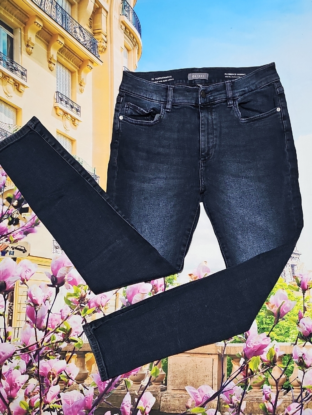 DL1961 Florence Skinny Distressed Dark‎ Wash Jeans Size 29